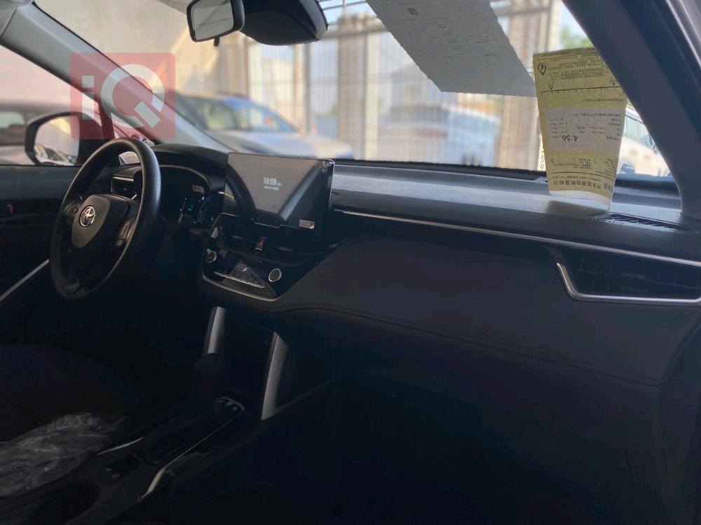 تۆیۆتا کۆرۆلا کرۆس